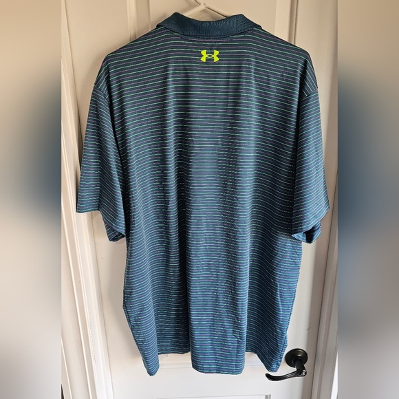 Under Armour Men's Polo Shirt - Navy and Lime - Picture 2 of 3
